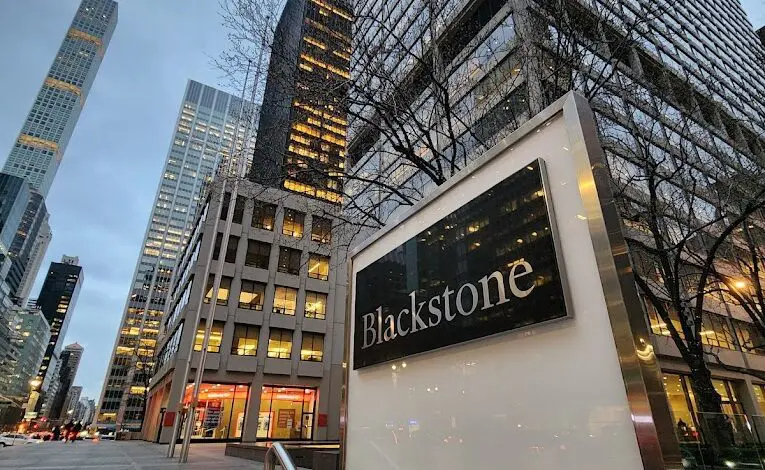 Blackstone (NYSE:BX) Stock Drops to $115 – Is This the Best Buying Opportunity in 2025?