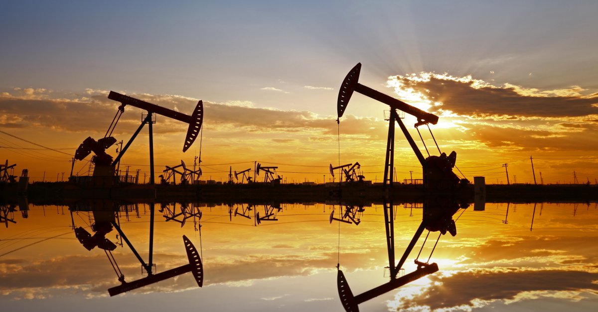Oil Prices in the Face of Geopolitical and Economic Undertones 