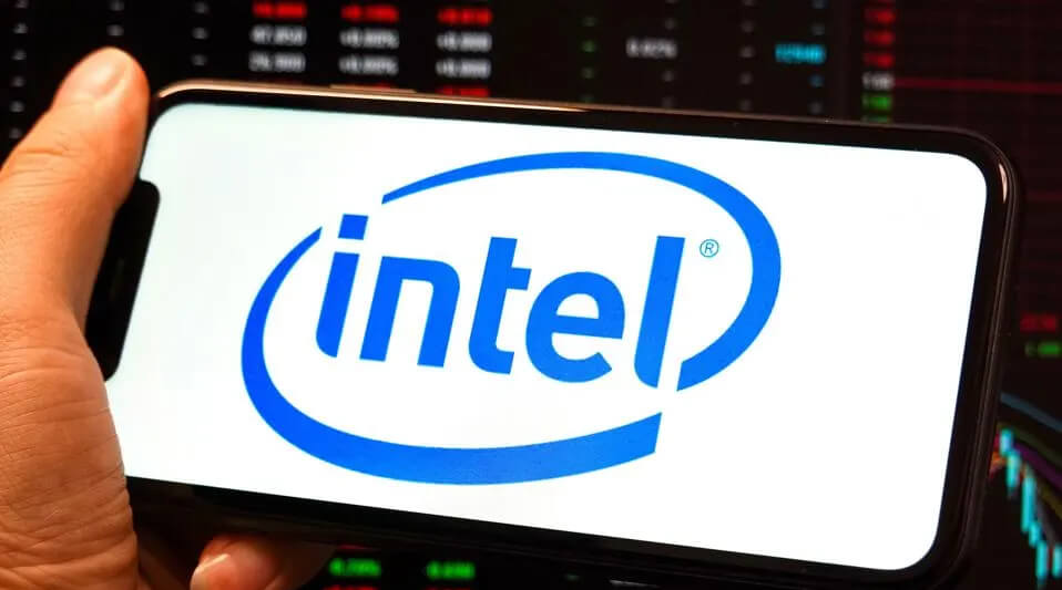 Intel (NASDAQ: INTC) Stock: Is This 30% Drop a Prime Buying Opportunity?