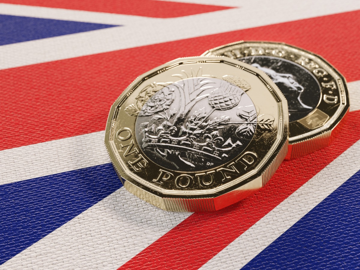 EUR/GBP Plunges as UK Inflation Data Bolsters Hawkish Expectations for Bank of England