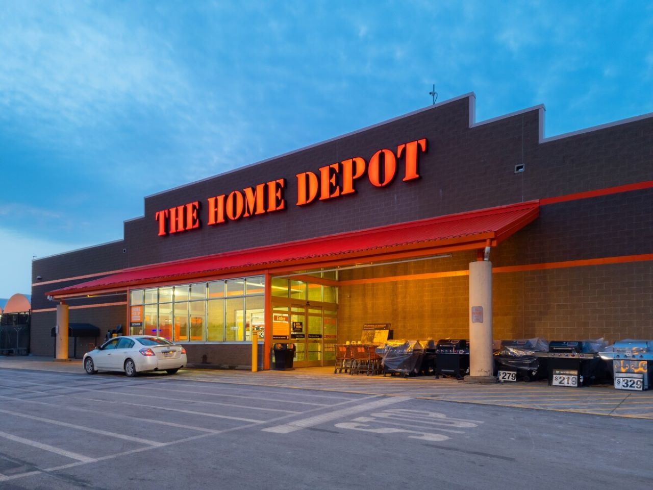 Deep Dive into Home Depot's Market Position and Financial Health